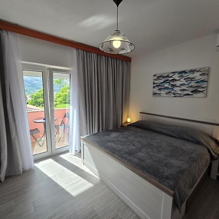 Apartments & Rooms Nensi Baška Eksteriør billede