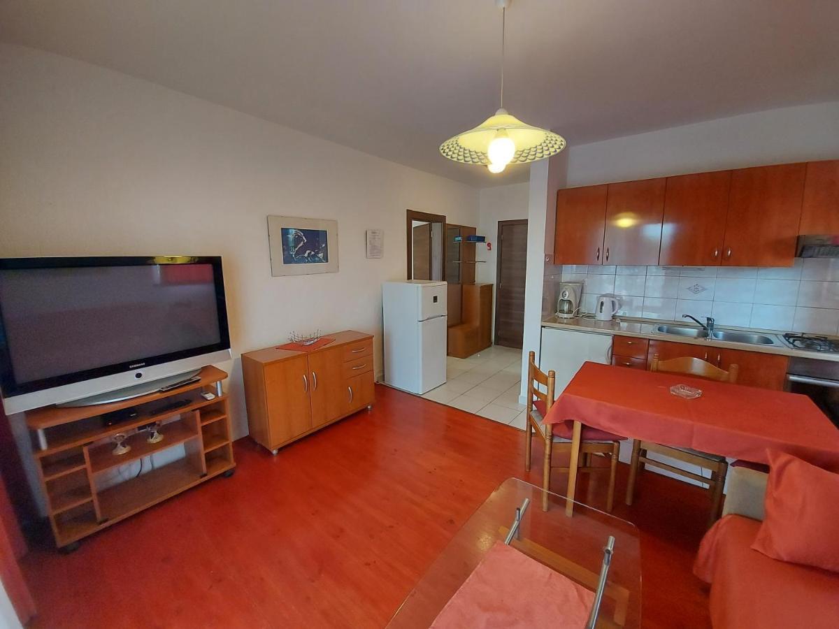 Apartments & Rooms Nensi Baška Eksteriør billede