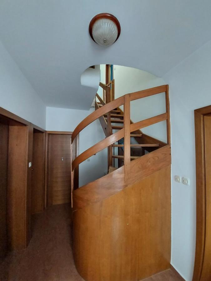 Apartments & Rooms Nensi Baška Eksteriør billede