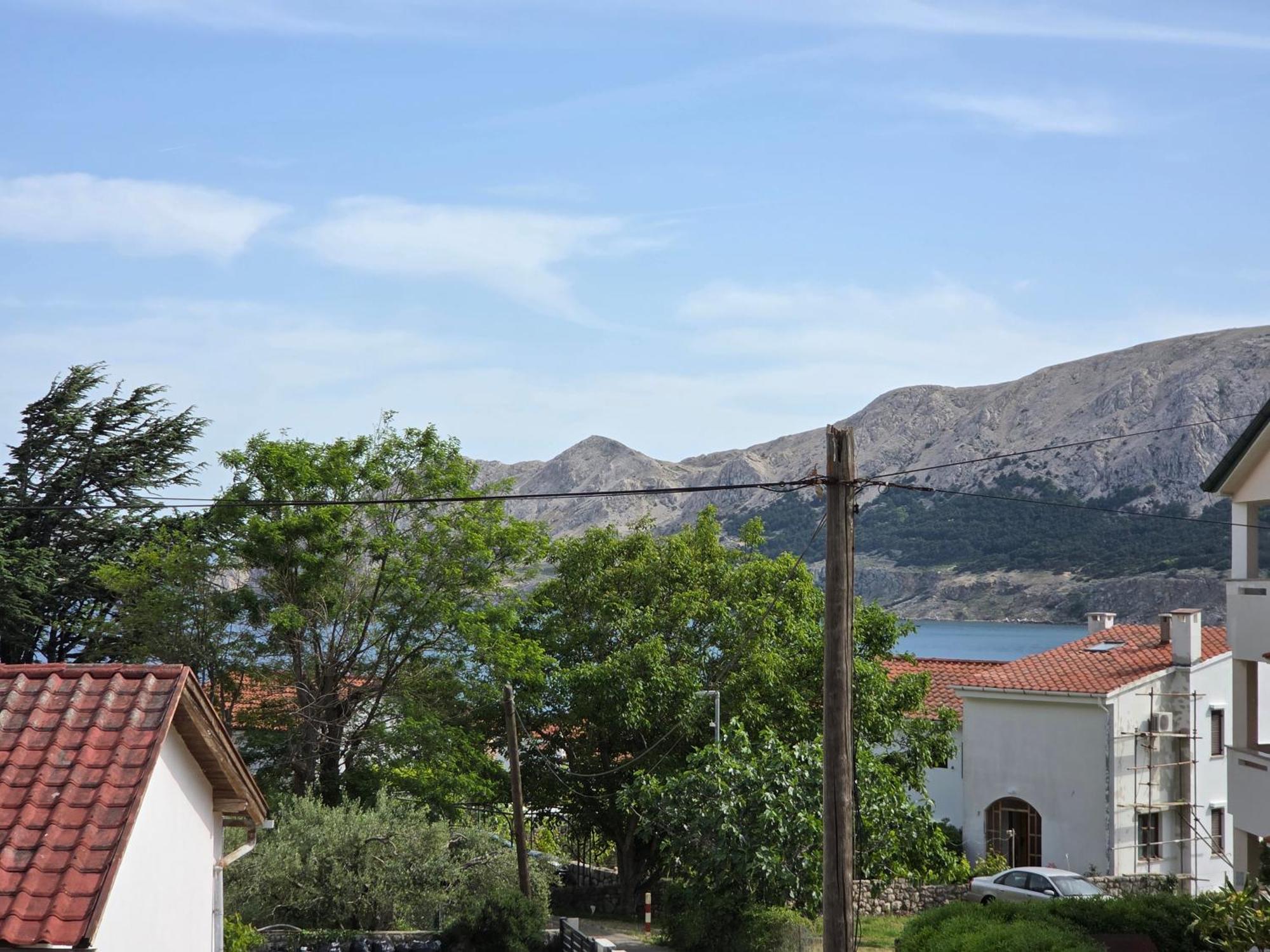 Apartments & Rooms Nensi Baška Eksteriør billede