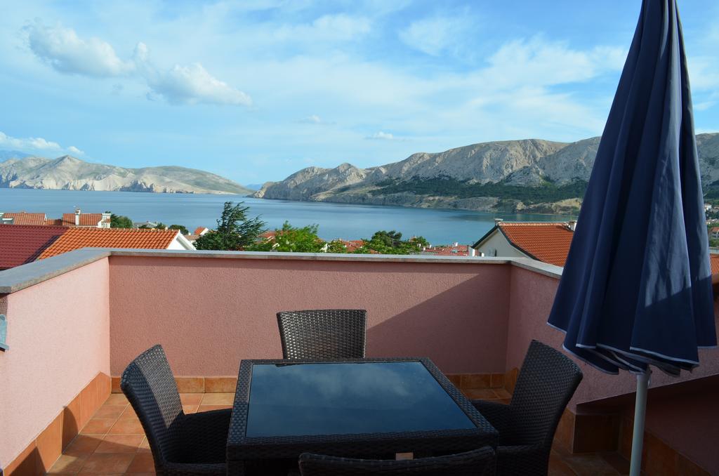 Apartments & Rooms Nensi Baška Eksteriør billede